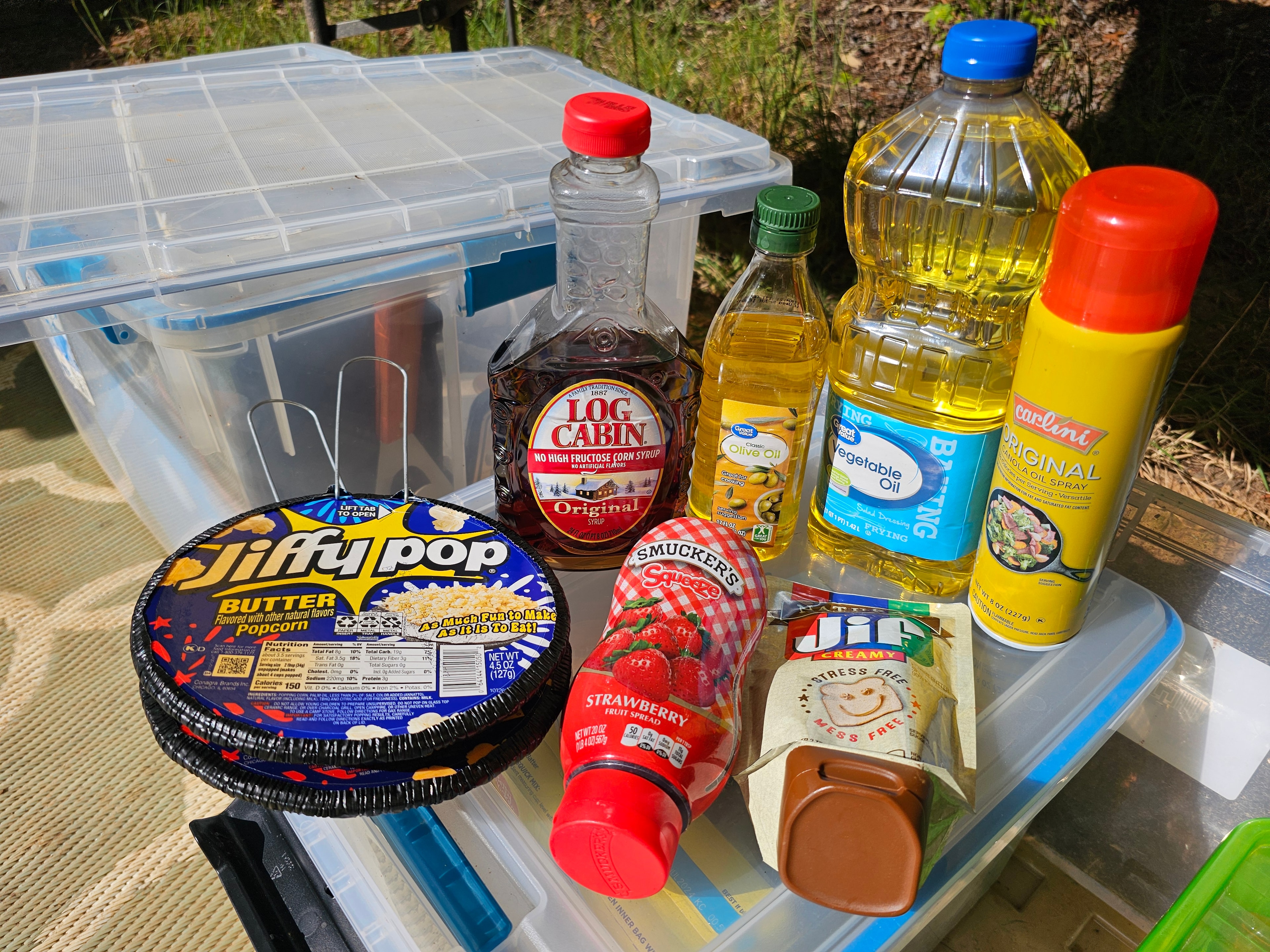 Pantry staples and cooking oils